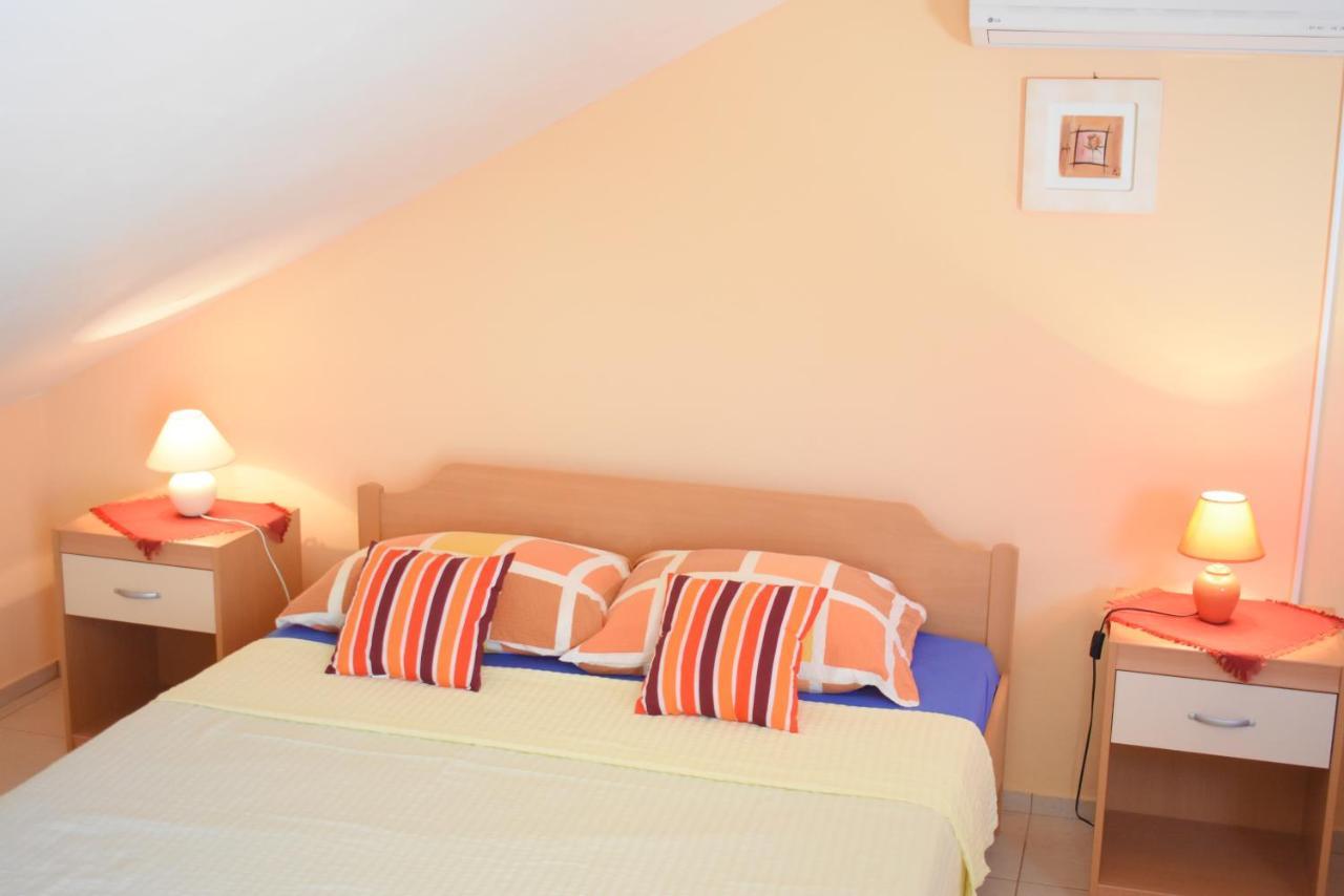 Apartments Pine Diver Пинезичи Экстерьер фото