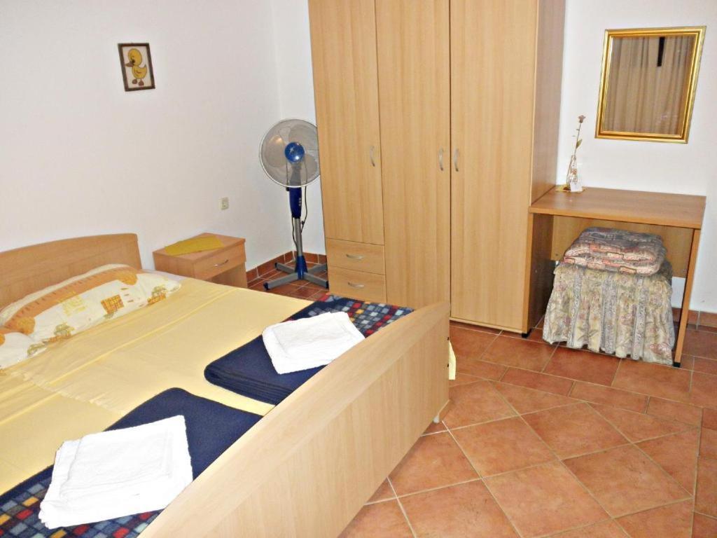 Apartments Pine Diver Пинезичи Экстерьер фото
