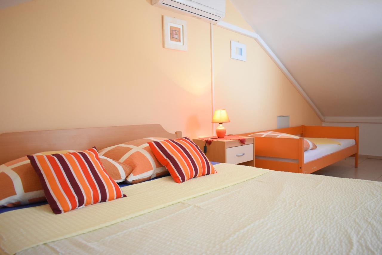 Apartments Pine Diver Пинезичи Экстерьер фото